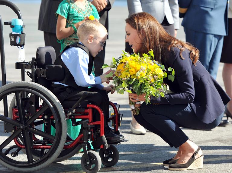 Kate Middleton e seus fãs mirins