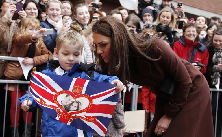 Kate Middleton e seus fãs mirins