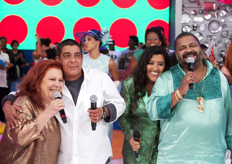 Regina Casé recebe Erasmo Carlos, Zeca Pagodinho e outros convidados para celebrar a amizade no último 'Esquenta!' da temporada