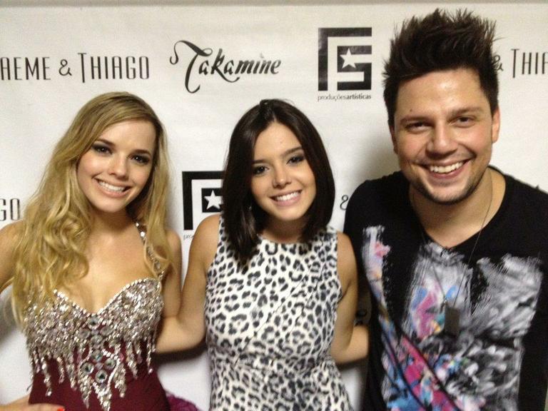 Thaeme e Thiago recebem Giovanna Lancellotti no camarim