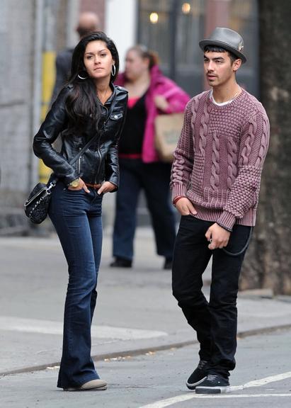 Joe Jonas e Elizabeth Zayas