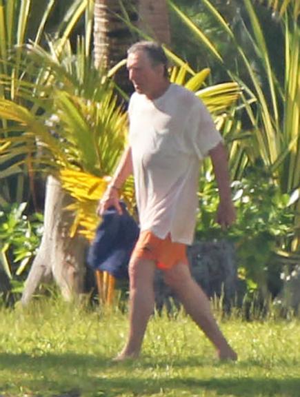 Robert De Niro se diverte em Bora Bora, na Polinésia Francesa