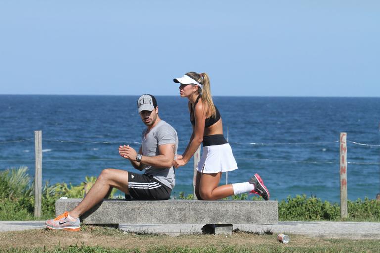 Rodrigão e Adriana na orla carioca