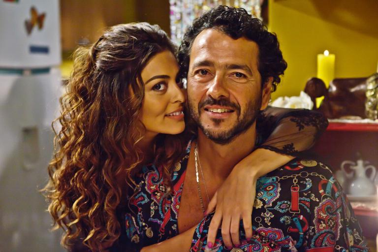 Juliana Paes e Marcos Palmeira em 'A Justiceira de Olinda'