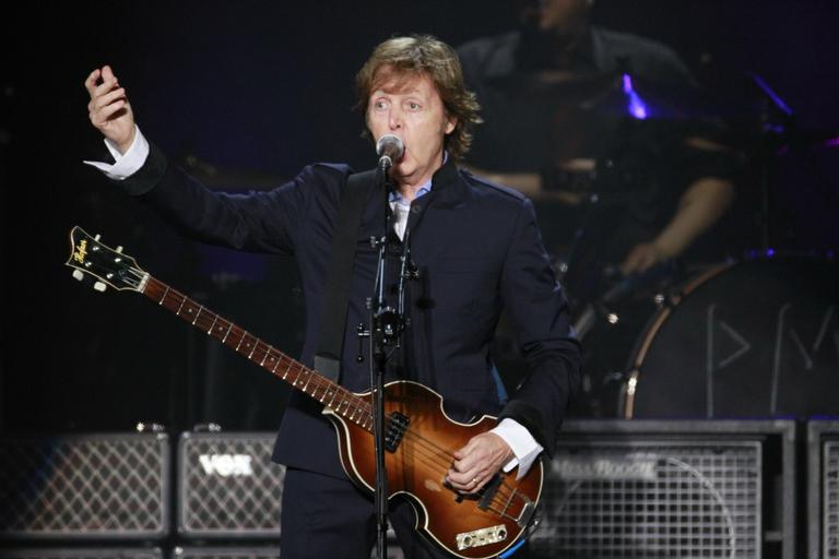 Paul McCartney se apresenta em Recife