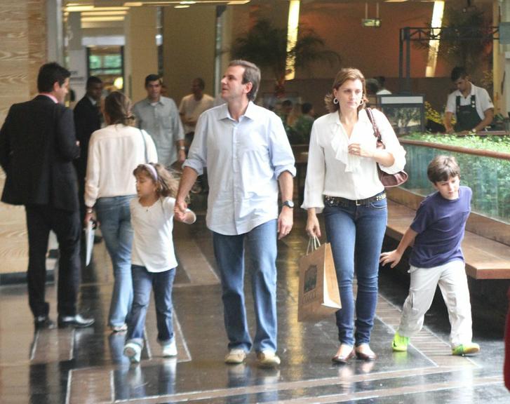 Celebridades no shopping