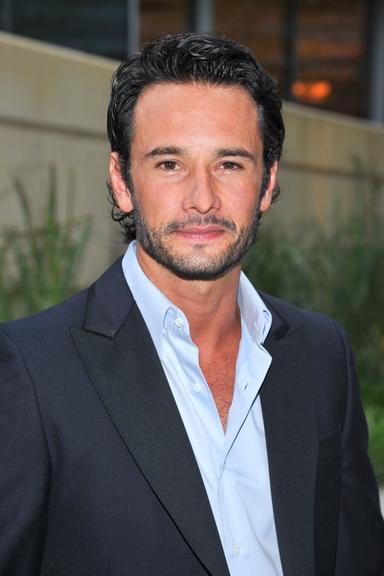 Rodrigo Santoro vai à pré-estreia do filme 'Heleno' em Los Angeles