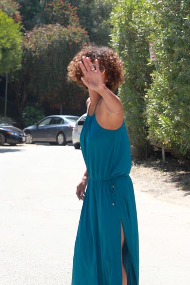 Halle Berry se irrita com paparazzi