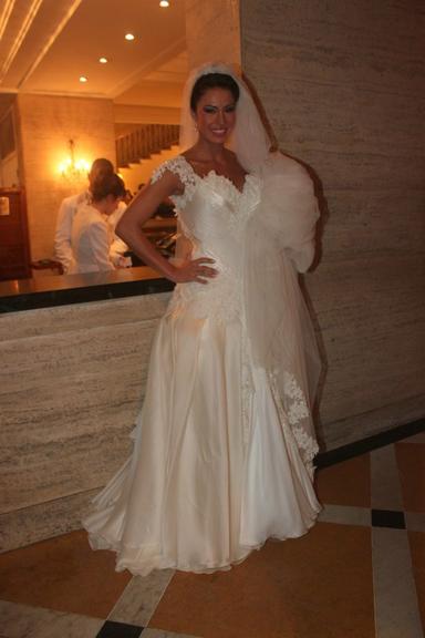 Gracyanne Barbosa no dia do casamento com Belo