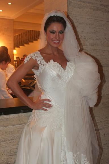 Gracyanne Barbosa no dia do casamento com Belo