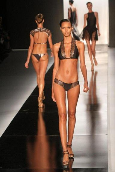 Desfile Lenny Niemeyer