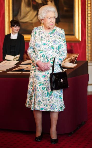 Os looks coloridos da Rainha Elizabeth II