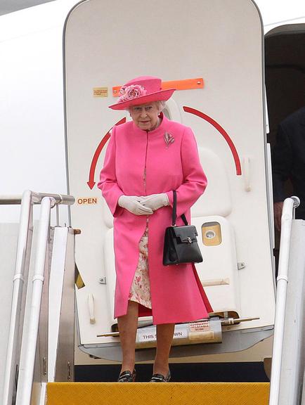 Os looks coloridos da Rainha Elizabeth II