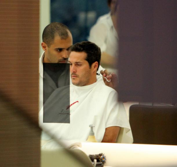 Julio Cesar em um shopping no Rio de Janeiro