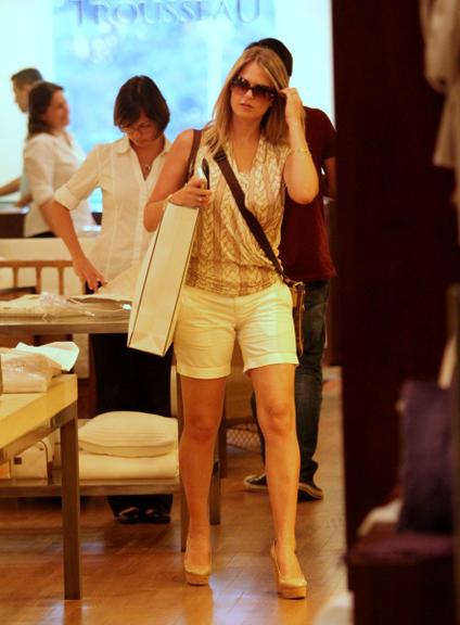 Susana Werner em um shopping no Rio de Janeiro