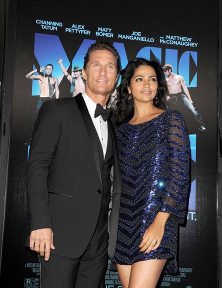 Matthew McConaughey e Camila Alves prestigiam première em Los Angeles