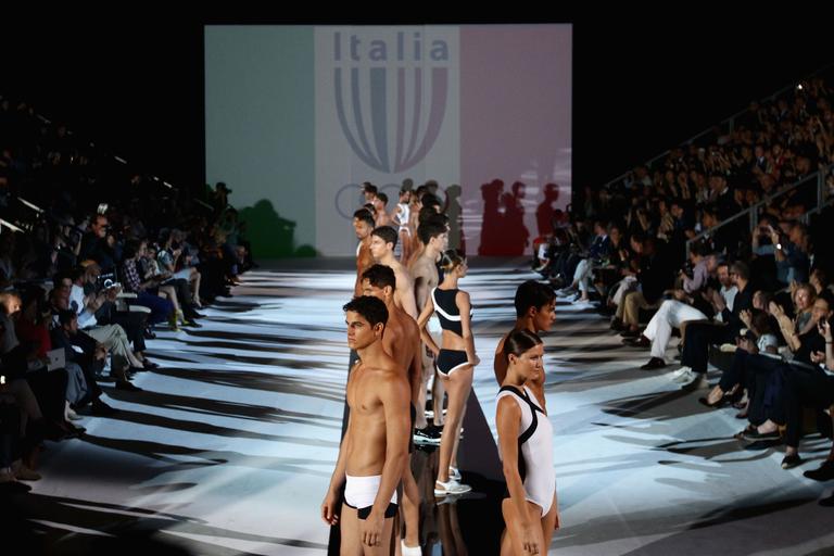 Desfile da Emporio Armani