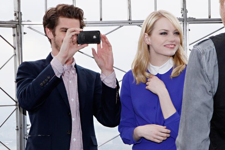 Andrew Garfield e Emma Stone