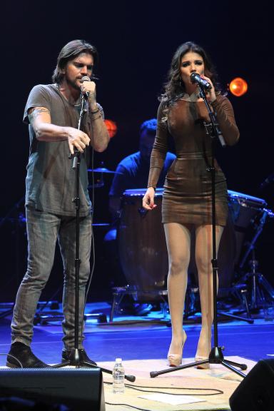 Juanes e Paula Fernandes