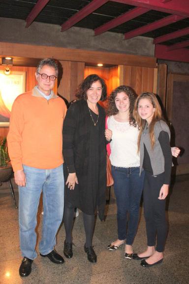 Iwan Figueiredo, Lilia Cabral, Giulia e uma amiga