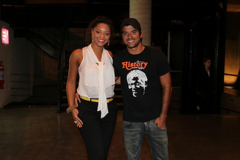 Juliana Alves e Guilherme Duarte no show de Martinho da Vila