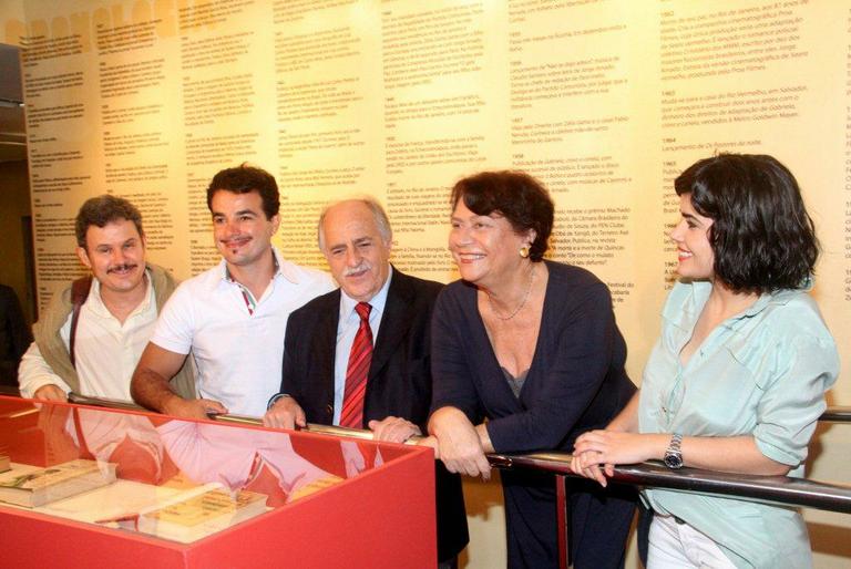 Elenco de 'Gabriela' em exposição sobre Jorge Amado