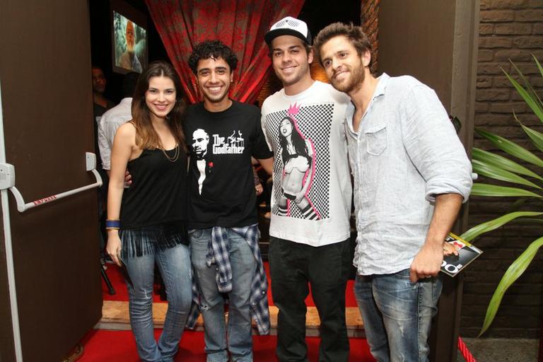 Thaís Melchior, Lucas Cordeiro, Felipe Haiut e Alejandro Claveaux