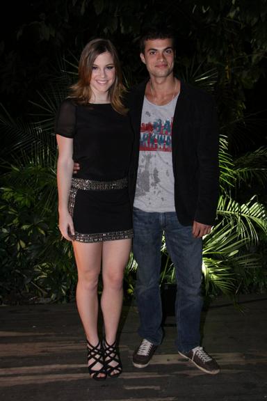 Alice Wegmann e Victor Sparapane