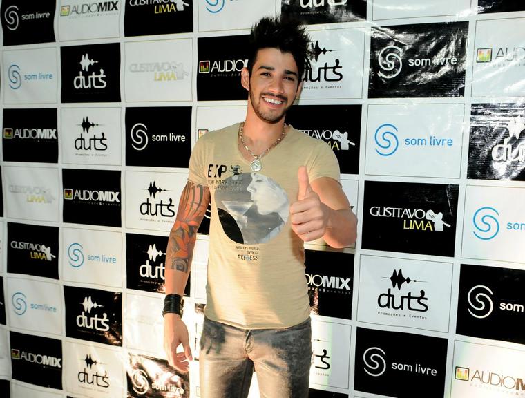 Gusttavo Lima se prepara para o show na Festa de Barretos