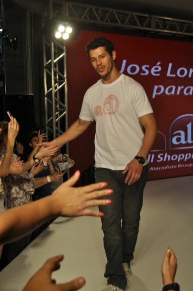 José Loreto participa de feira atacadista em Santa Catarina