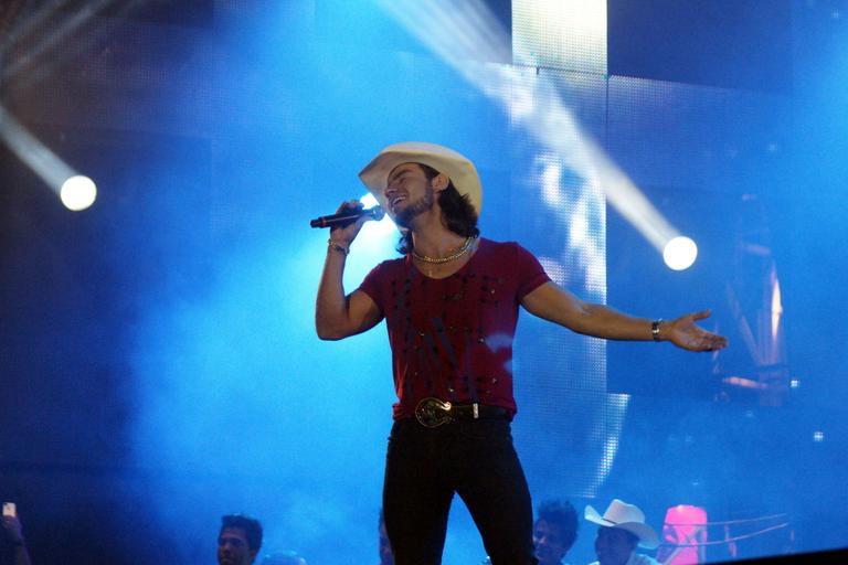 Munhoz & Mariano realizam show na Festa do Peão de Boiadeiro de Barretos