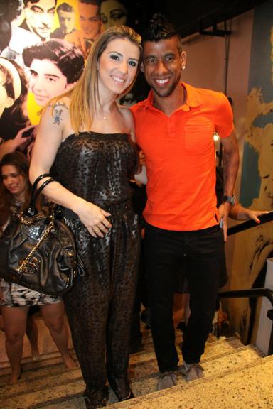 Léo Moura e a esposa Camila Silva