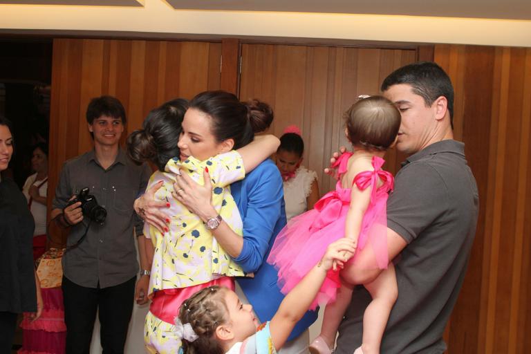 Fernanda Pontes, Diogo Boni e Maria Luiza com Ana Furtado e Isabella