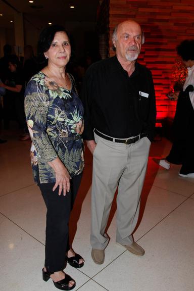 Leniza Castelo Branco com o maestro Julio Medaglia