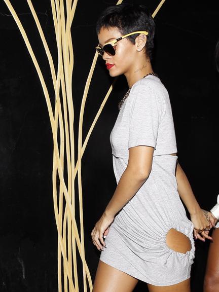 Rihanna mostra sensualidade em Los Angeles, Estados Unidos