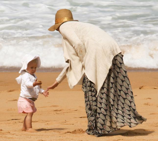 Pink e família na praia