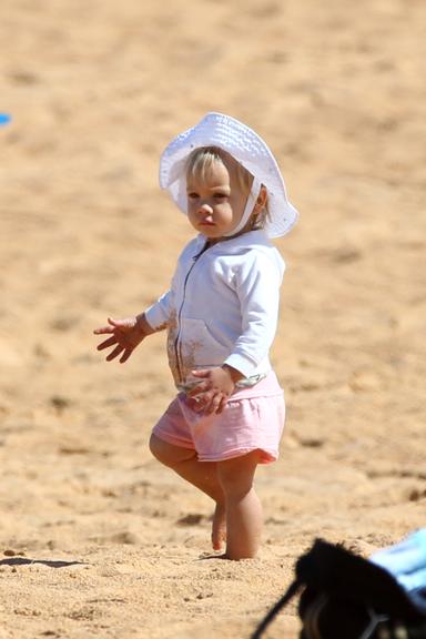 Pink e família na praia