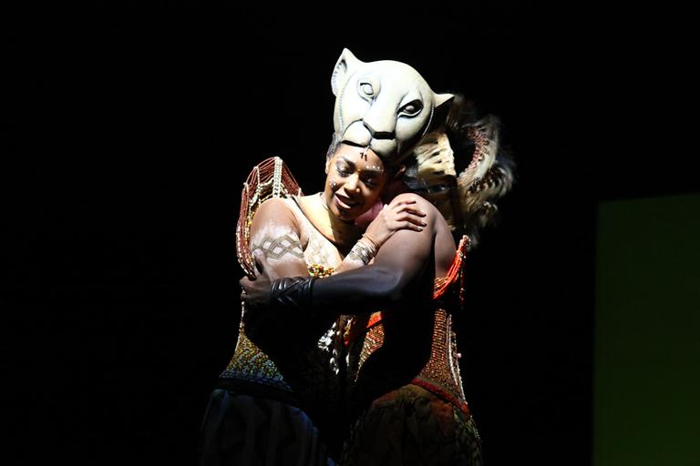 Veja fotos da coletiva do musical 'O Rei Leão', com a presença de Gilberto Gil