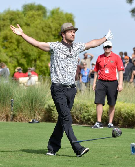 Justin Timberlake joga golfe em prol de um hospital, em las vegas, Estados Unidos