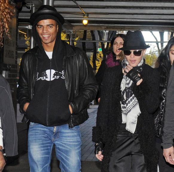 Madonna começou a namorar o dançarino Brahim Zaibat em 2011