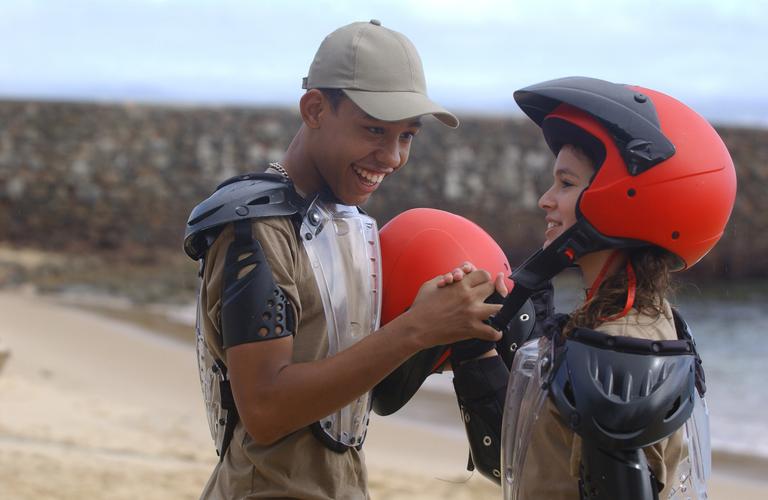 Mussunzinho e Bruna Marquezine no programa 'Conexão Xuxa', em 2007