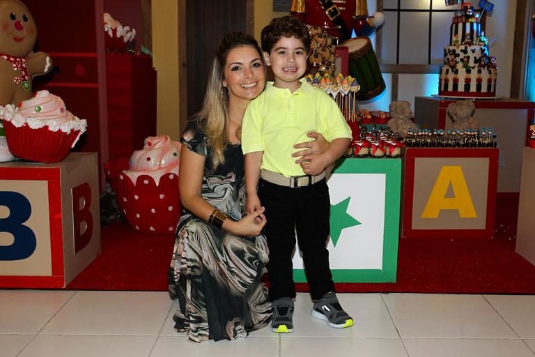 Karina Fridman e o aniversariante Gregory