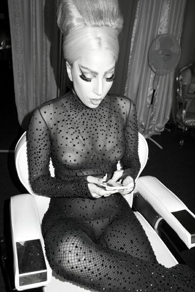 Os bastidores da turnê de Lady Gaga fotografado por Terry Richardson