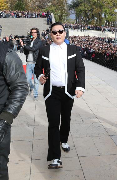 Apresentação de ‘Gangnam Style’ em Paris