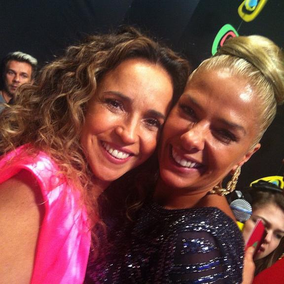 Daniela Mercury mostra bastidores do Teleton em rede social