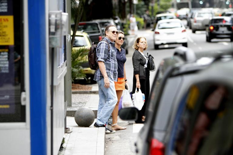 José de Abreu com a esposa Camila Mosquella