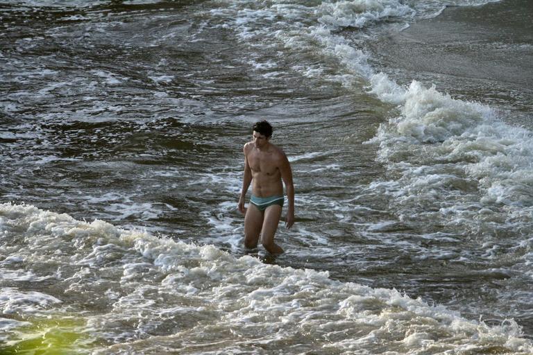 Reynaldo Gianecchini em praia no Rio de Janeiro