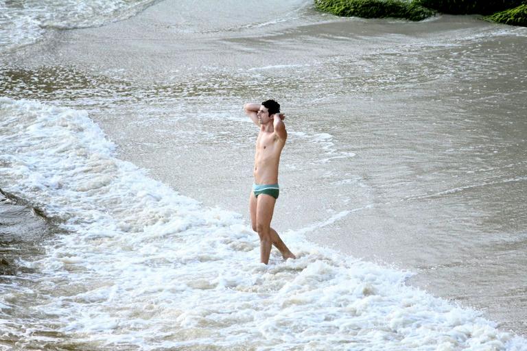 Reynaldo Gianecchini em praia no Rio de Janeiro