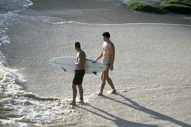 Reynaldo Gianecchini em praia no Rio de Janeiro