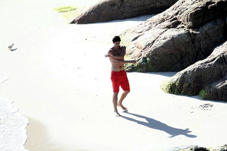 Reynaldo Gianecchini em praia no Rio de Janeiro